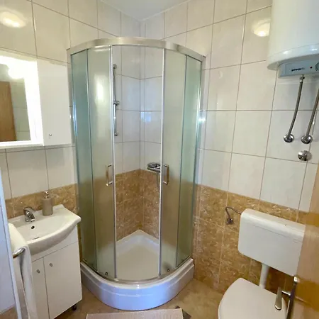 Apartment Maja *