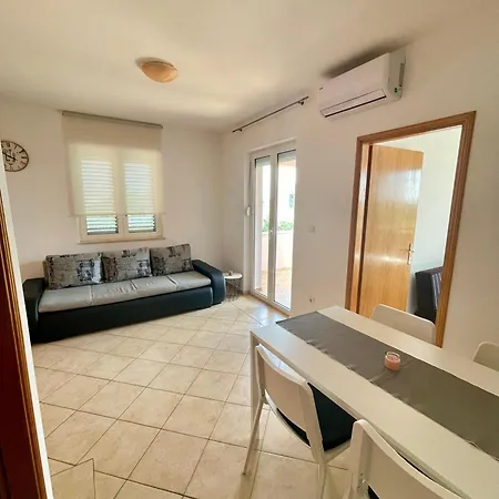 Maja Apartment Vrsi